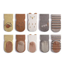 Load image into Gallery viewer, Cotton Indoor Non-slip Mid-tube Socks for Baby and Toddler by Withgreens
