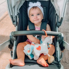 Load image into Gallery viewer, Itzy Friends Link & Love™ Activity Plush with Teether Toy