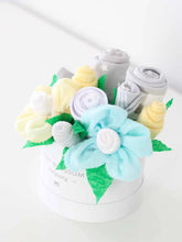 Load image into Gallery viewer, Neutral Baby Shower "Flowers" - Made of Baby items Theme - Baby Animals