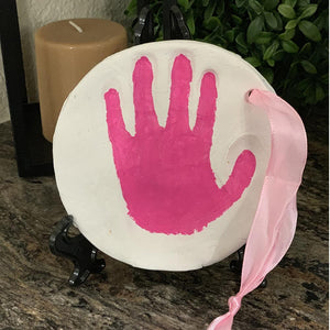 Capture Precious Moments: Laura Baby's Premium Baby Handprint Kit - A Timeless Keepsake